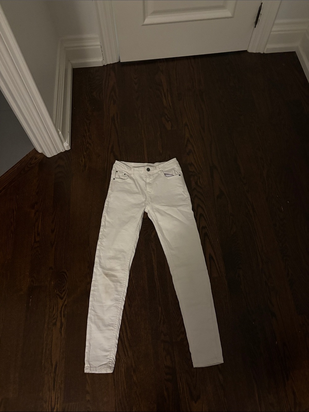 Women’s White Skinny Jeans – Slim Stretch Fit